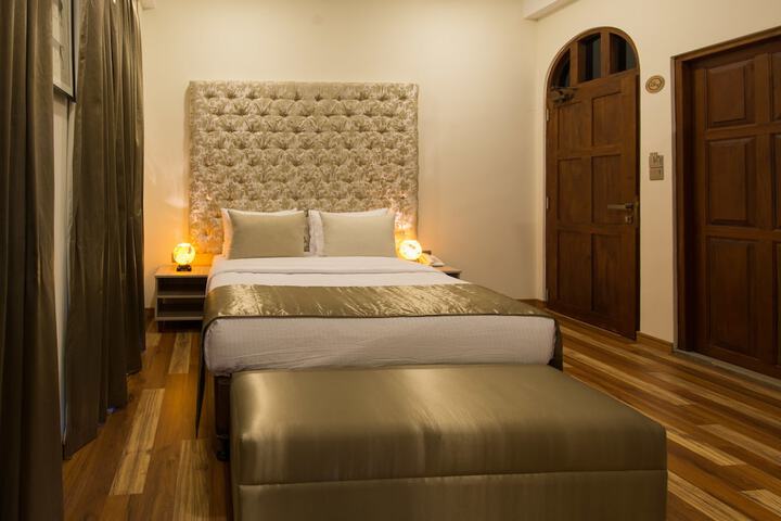 Room 28 of 85