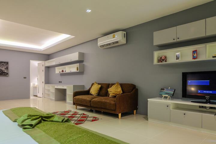 Room 46 of 81