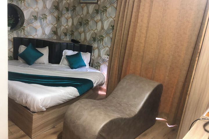 Room 20 of 26