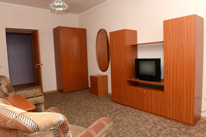 Room 12 of 12