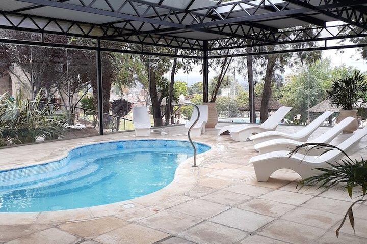 Pool Hotel