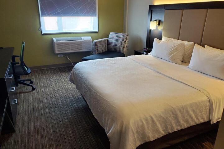 2 Double Beds (6 of 8)
