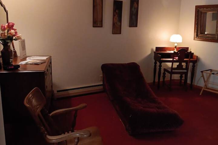Room 14 of 38
