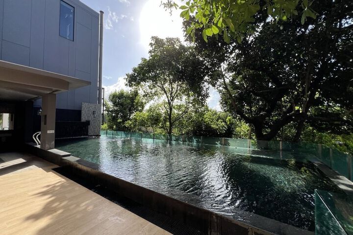 Pool 56 of 79