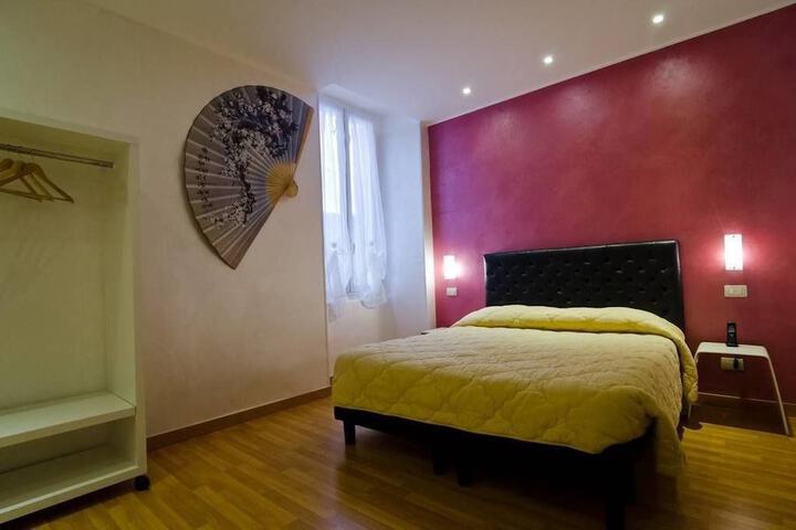 Room 9 of 39