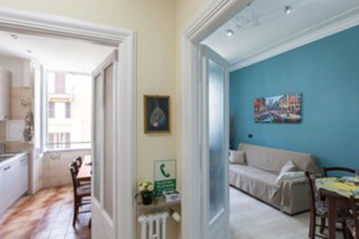Room 5 of 20