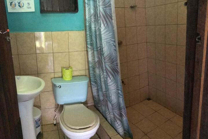 Room 10 of 34