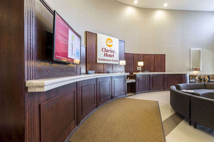 Guest Lobby