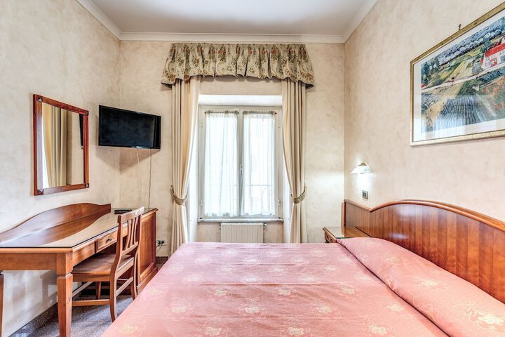 Room 3 of 46