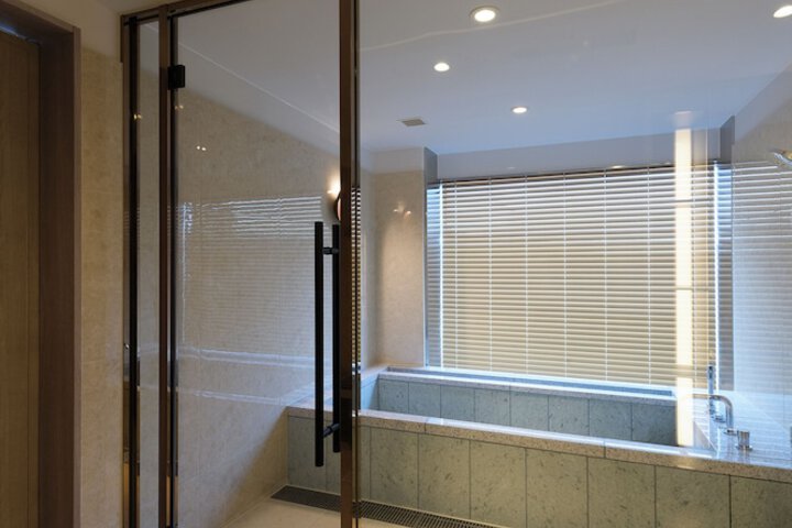 Room 75 of 121