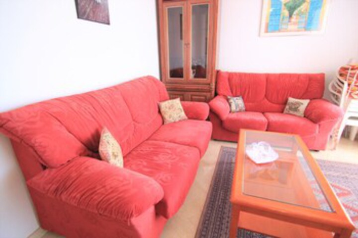 Room 6 of 11
