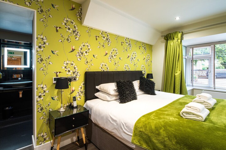 Room 13 of 47