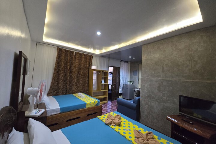 Room 12 of 171