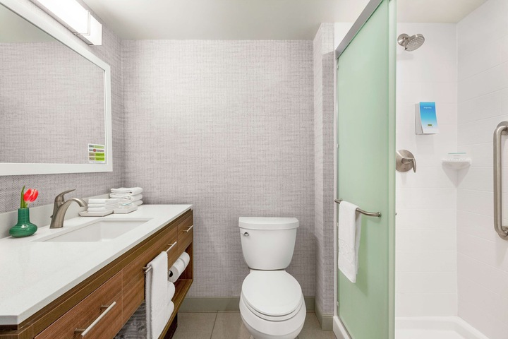 Bathroom shower
