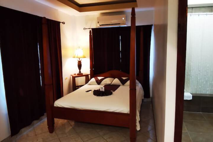 Room 20 of 65