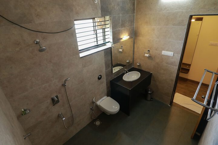 Room 7 of 21
