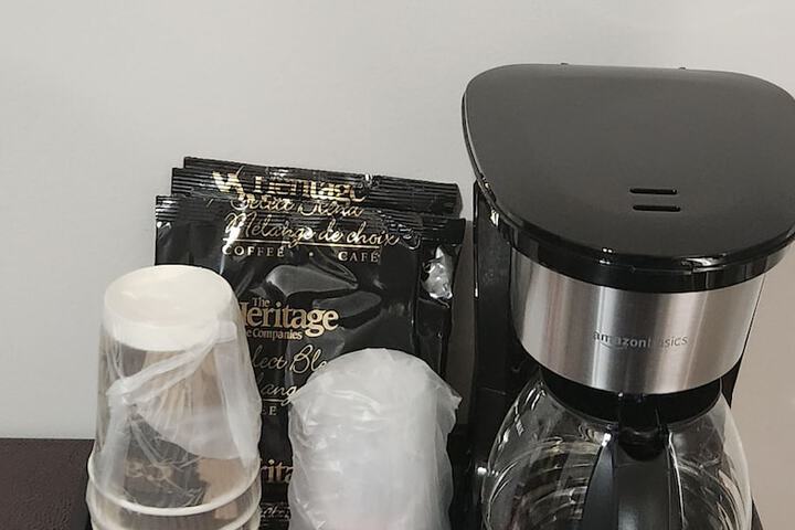 Breakfast/Coffee Service 10 of 19
