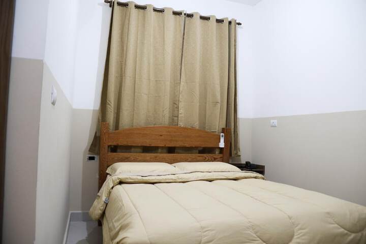 Room 17 of 60