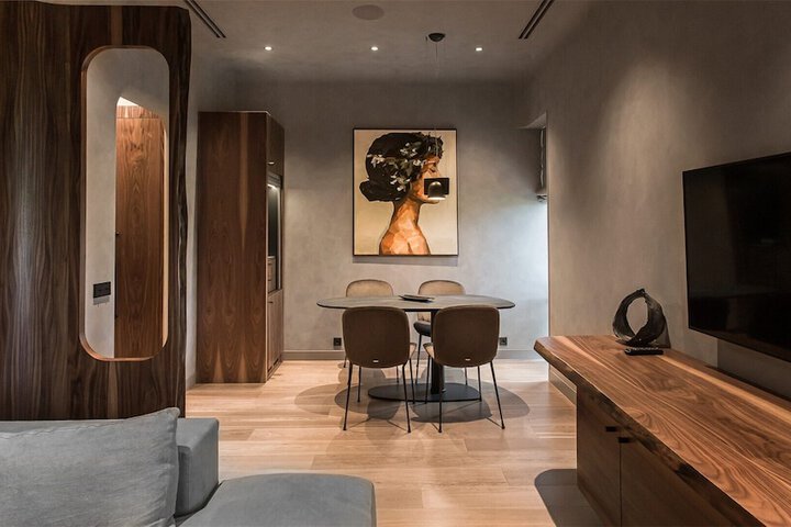 Room 26 of 115