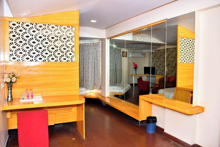Room 10 of 39