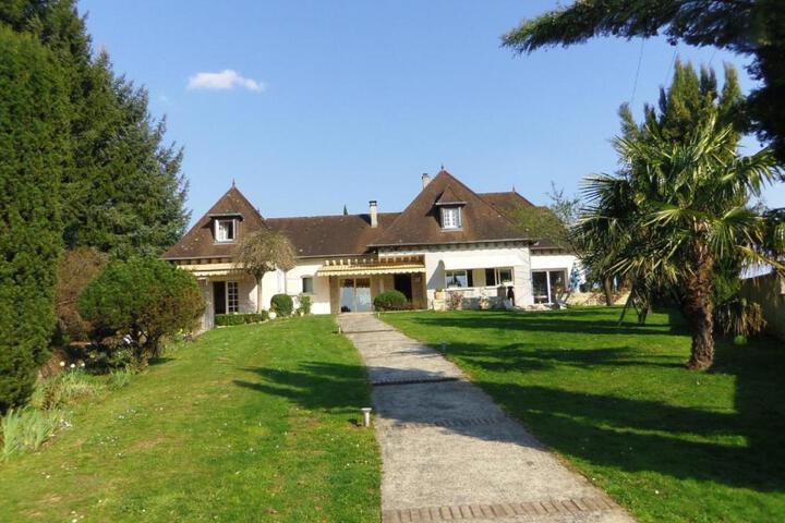 Chambres dhôtes Le Saleix