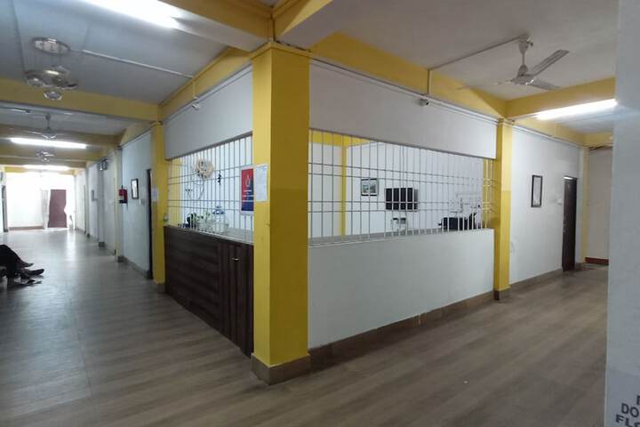 Room 19 of 32