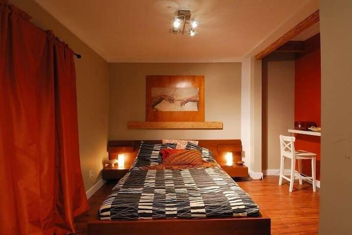 Room 5 of 44