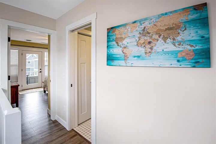Room 4 of 31