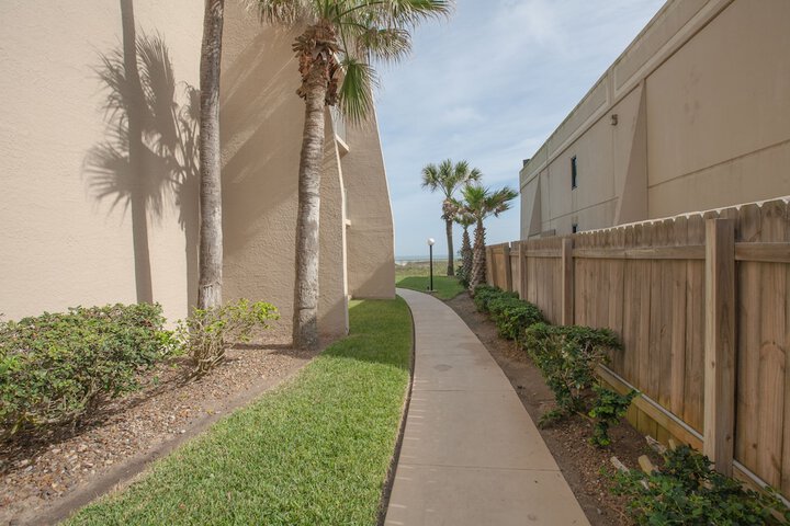 Property Grounds 26 of 28