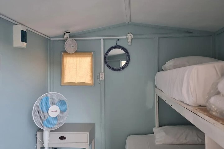 Room 32 of 127