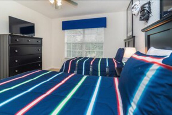 Room 18 of 24