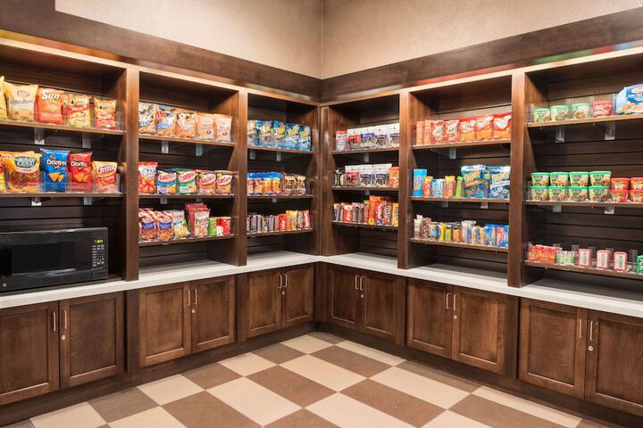 Snack bar