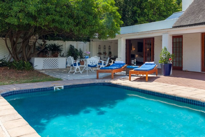 57 Huguenot Street in Cape Town