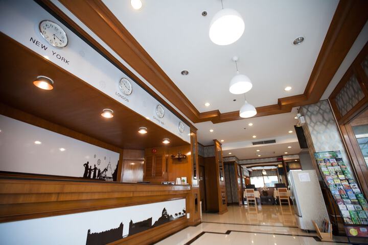 Hotel Interior 7 of 73