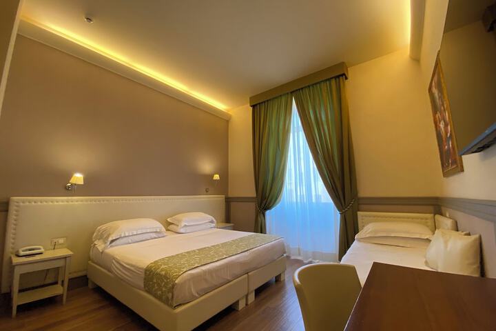 Room 36 of 180