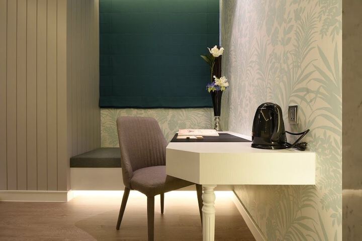 Room 28 of 113