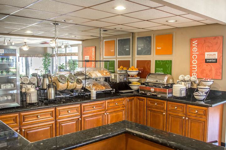 Breakfast buffet