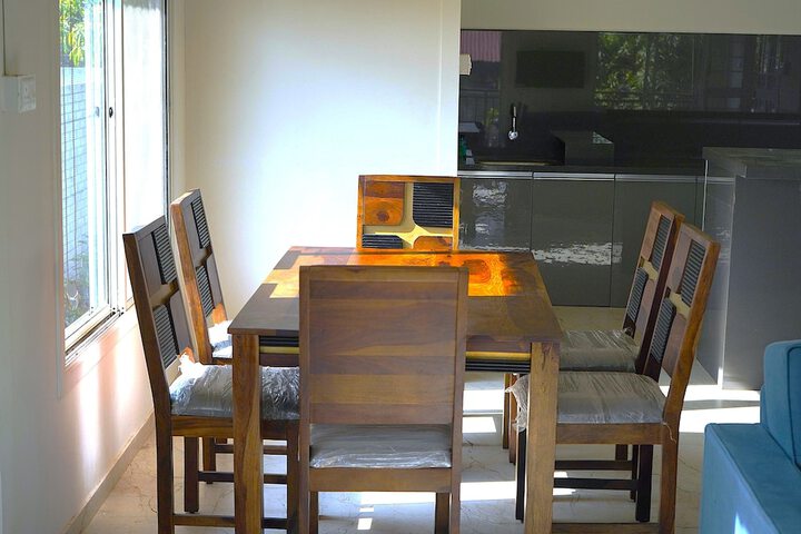 Dining 53 of 79