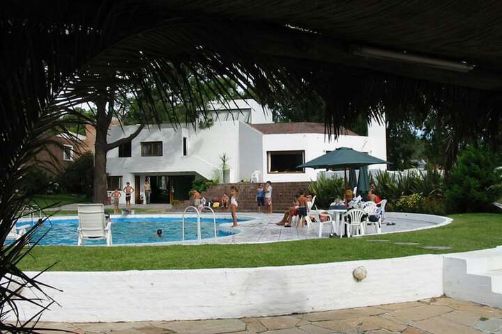 Pool 52 of 65