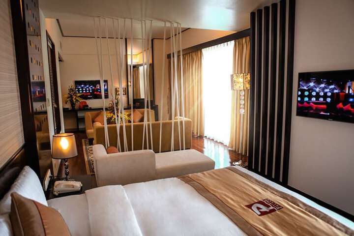 Room 5 of 57