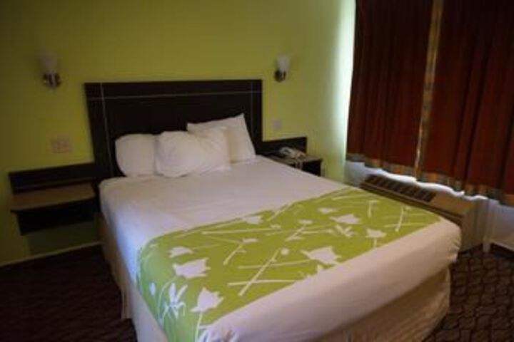 Room 14 of 57