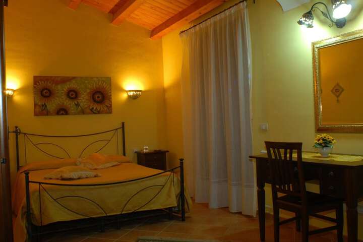 Room 16 of 41