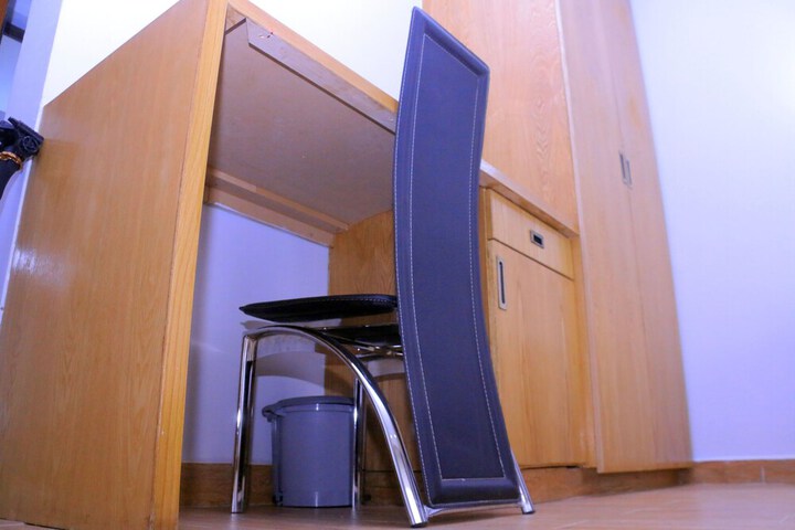 Room 6 of 31