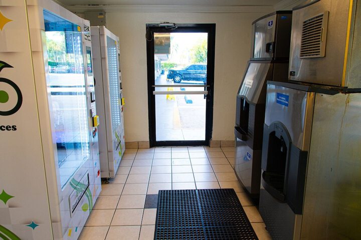 Vending machine