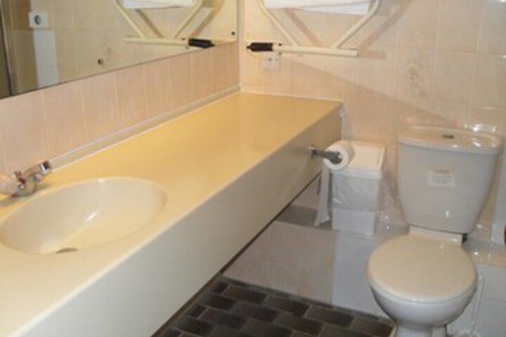 Room 2 of 26