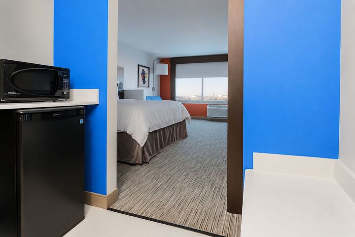 Room 13 of 57