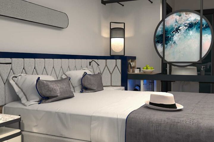 Room 7 of 25