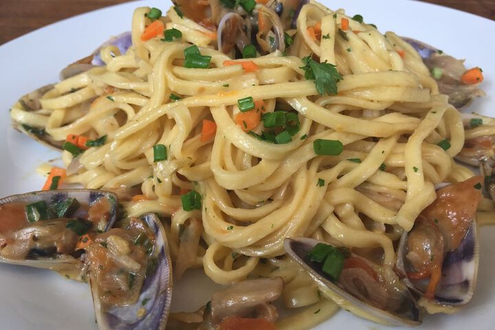 Dining 55 of 77