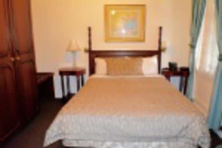 Room 569 of 768