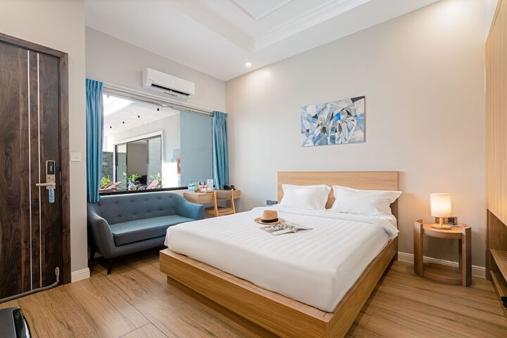 Room 20 of 85